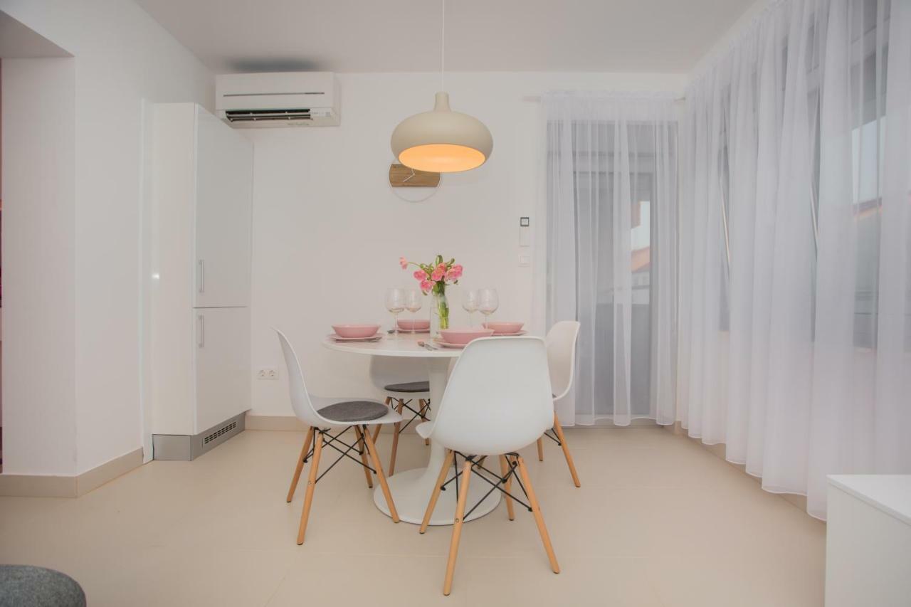 Apartment Luni Primosten Exterior photo